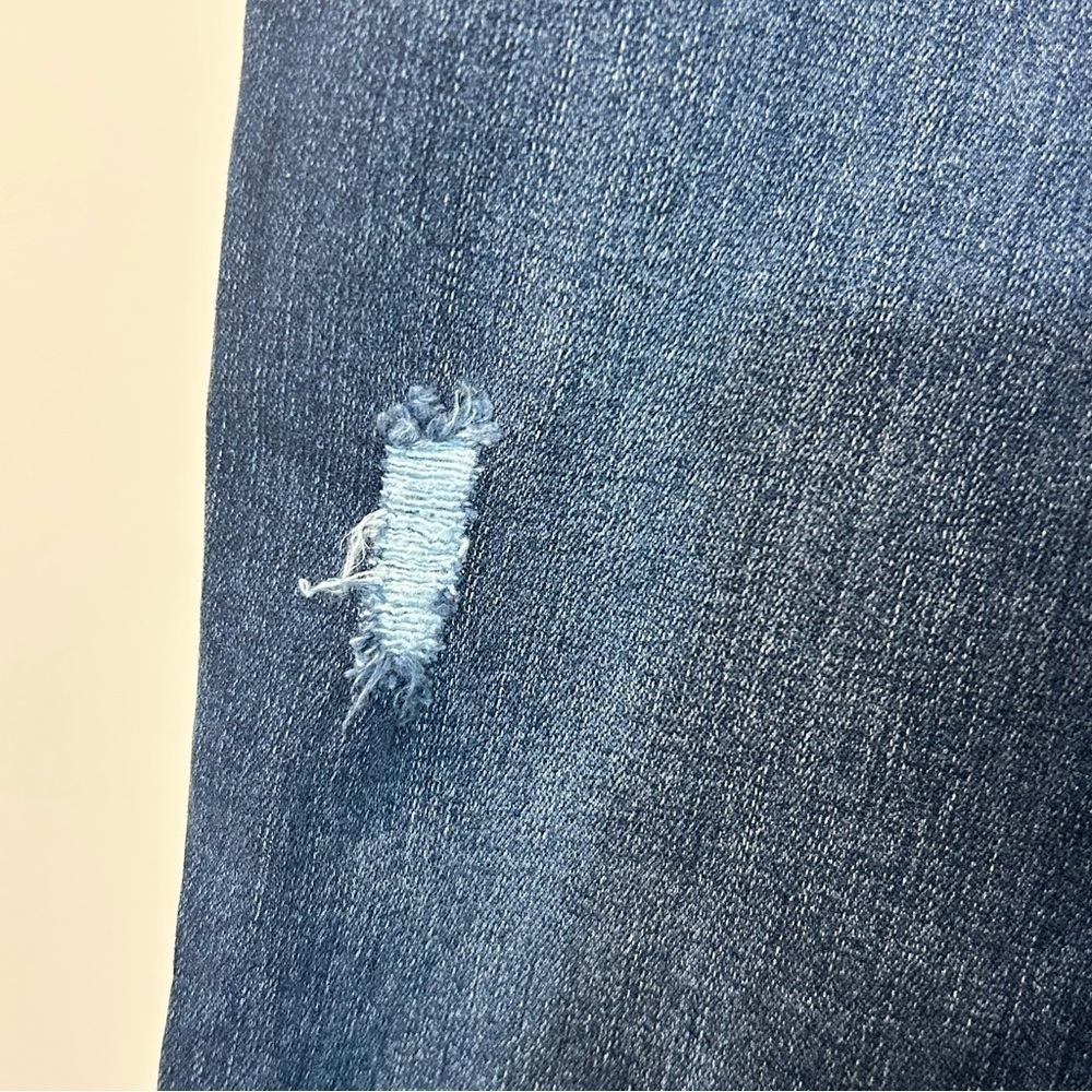 SPANX Medium Wash Distressed Pull-On Raw Hem Denim Leggings - Picture 5 of 14